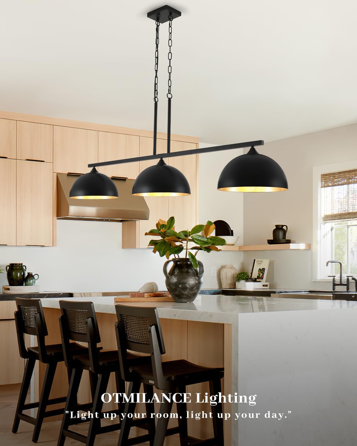 Pendant Light vs. Chandelier: What's the Difference?